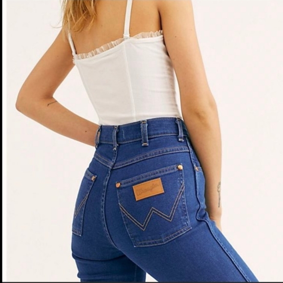 Wrangler Denim - Wrangler Women's Blue Jeans Heritage Slim High Waist High Rise Denim
